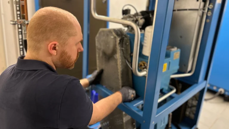 Blog: Planbare Sicherheit für MVZ durch Wartungsverträge